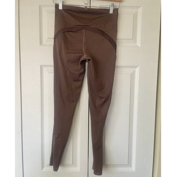 Maaji Taupe Brown Contrast Full Length Leggings • Athletic Athleisure• Size M 🗣 - Picture 2 of 2